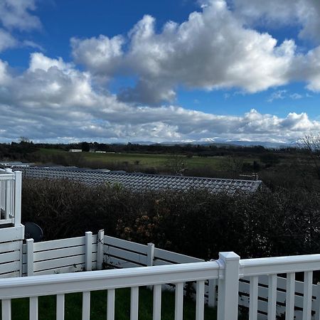 Ger-Y-Bwlch - Spacious Static On 5Star Site With Swimming Pool Бенллег Екстер'єр фото